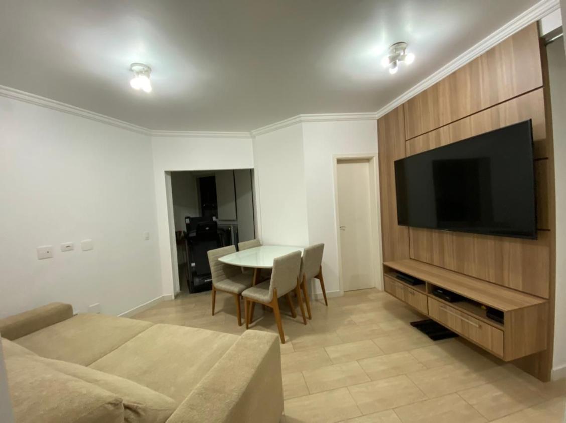 Apartamento à venda com 2 quartos, 65m² - Foto 3