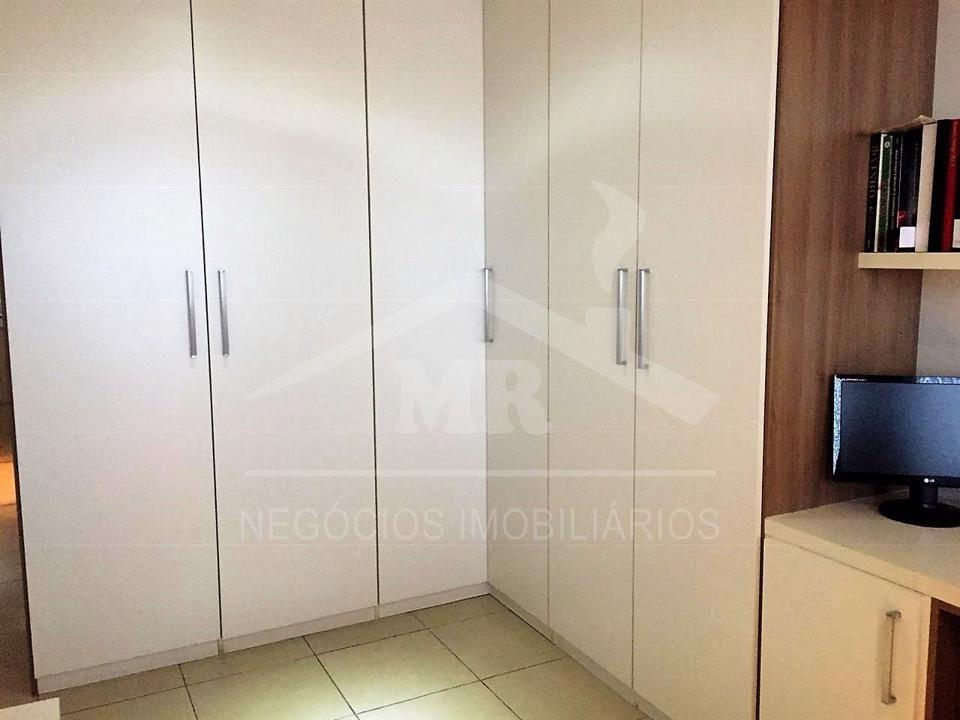 Apartamento à venda com 4 quartos, 300m² - Foto 17