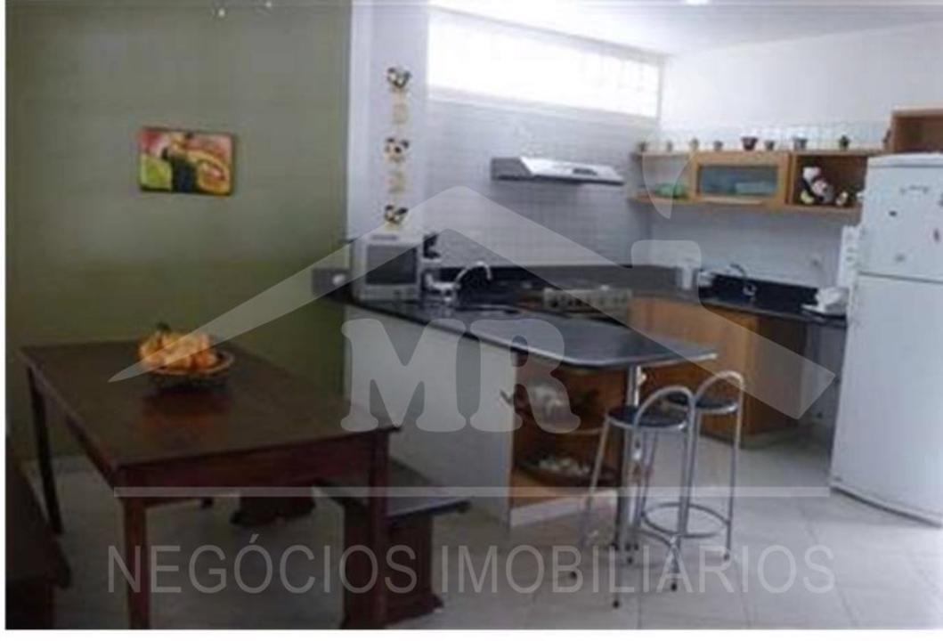 Casa à venda com 4 quartos, 490m² - Foto 8