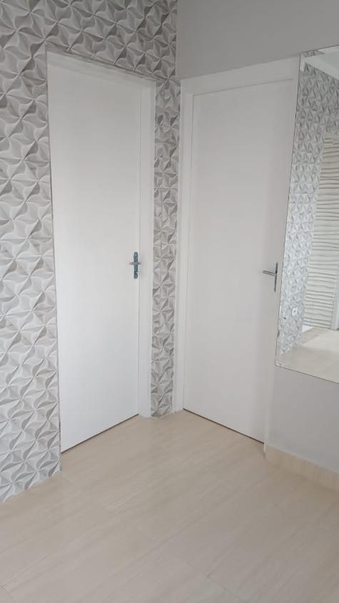 Apartamento à venda com 2 quartos, 42m² - Foto 2