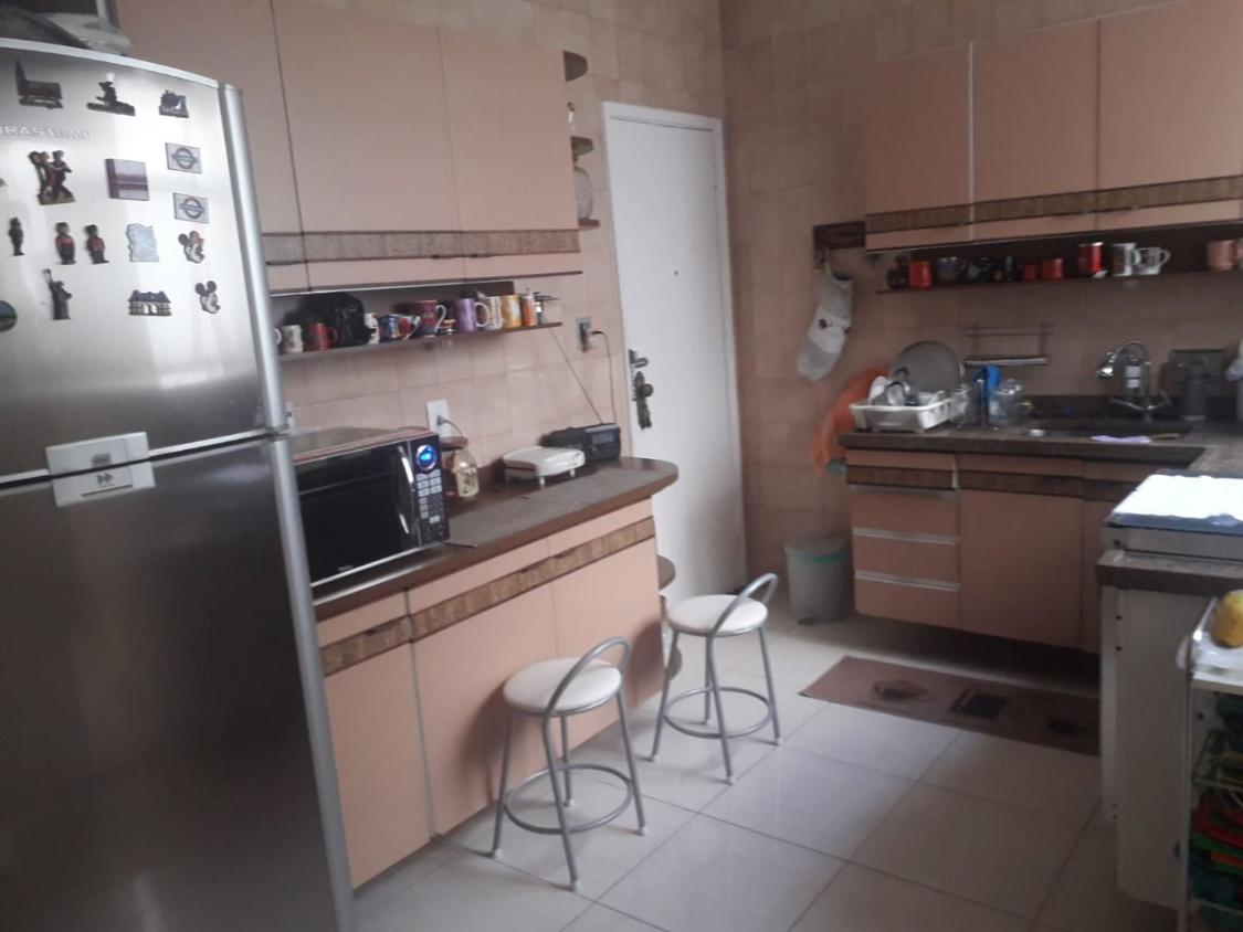 Apartamento à venda com 3 quartos, 147m² - Foto 21