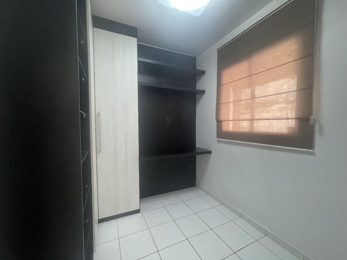 Casa de Condomínio à venda com 3 quartos, 196m² - Foto 25