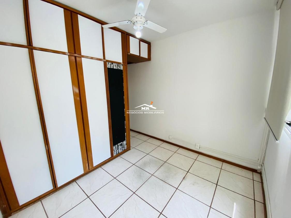 Apartamento à venda com 2 quartos, 65m² - Foto 9