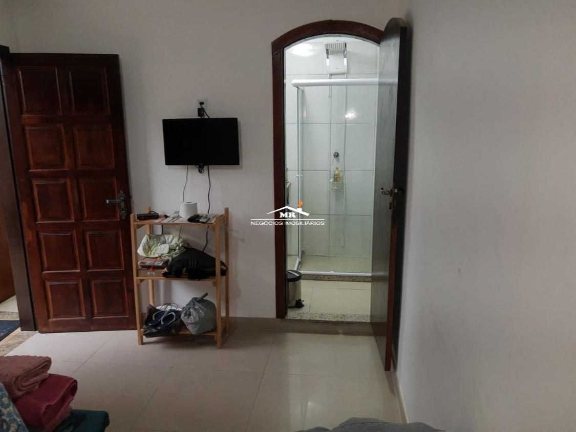 Casa à venda com 3 quartos, 300m² - Foto 13