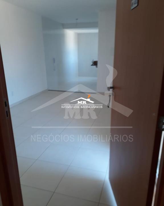 Apartamento à venda com 2 quartos, 60m² - Foto 2