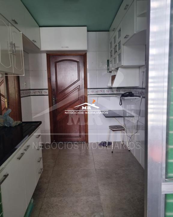 Apartamento à venda com 2 quartos, 62m² - Foto 19