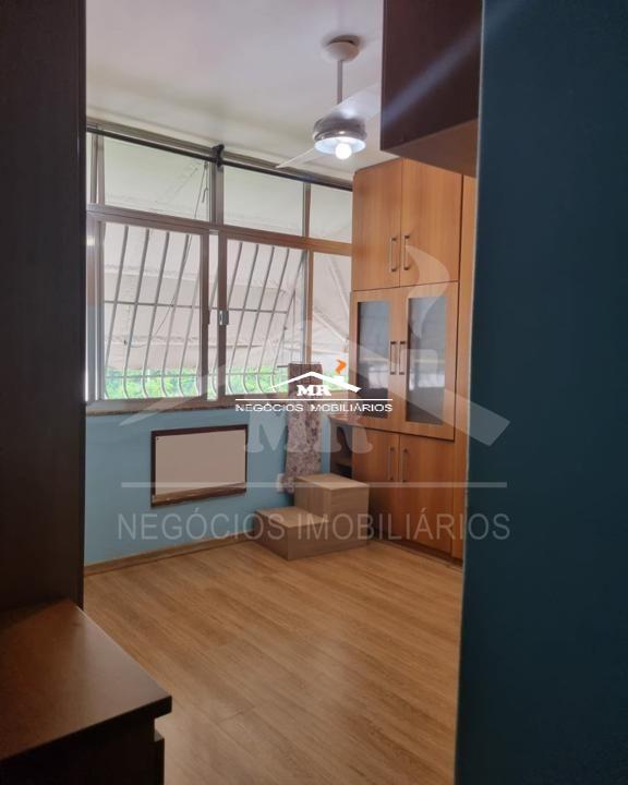 Apartamento à venda com 2 quartos, 62m² - Foto 10