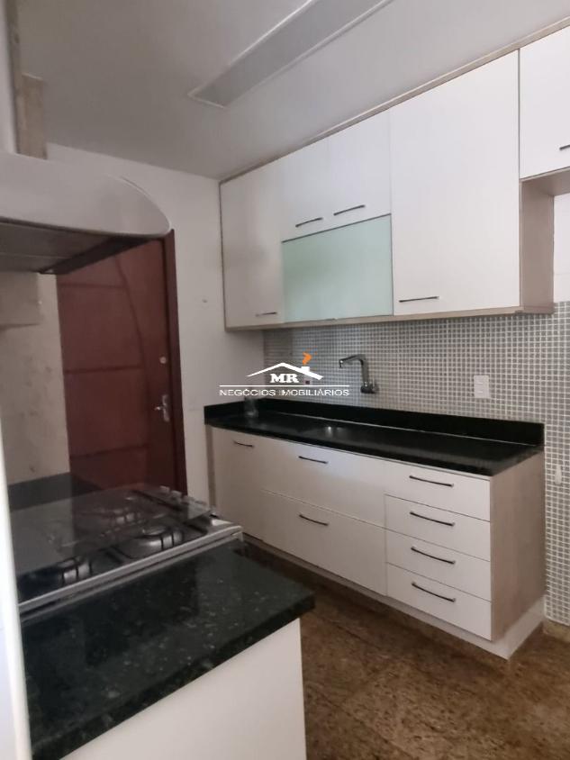 Apartamento à venda com 3 quartos, 130m² - Foto 14