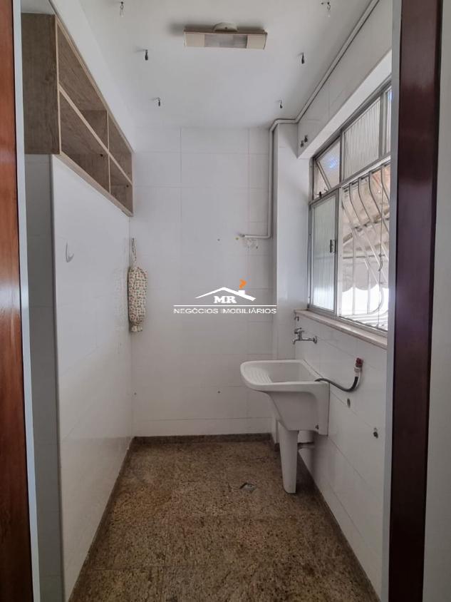 Apartamento à venda com 3 quartos, 130m² - Foto 10