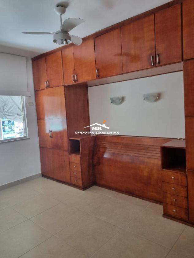 Apartamento à venda com 3 quartos, 130m² - Foto 19