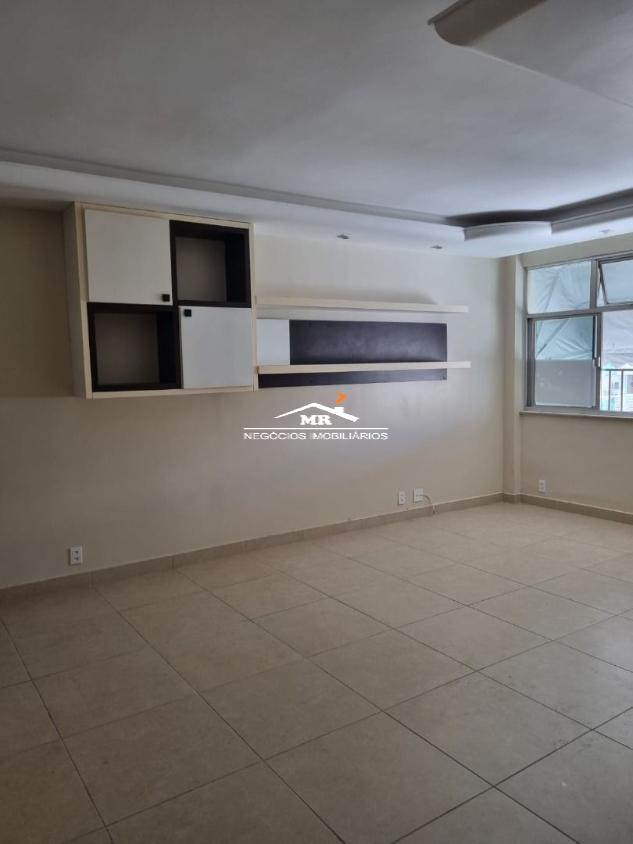 Apartamento à venda com 3 quartos, 130m² - Foto 25