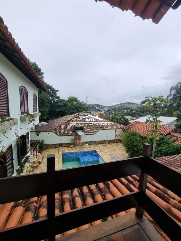 Casa de Condomínio à venda com 5 quartos, 226m² - Foto 12