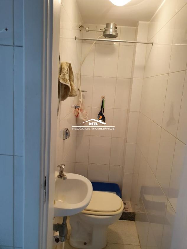 Apartamento à venda com 4 quartos, 232m² - Foto 11