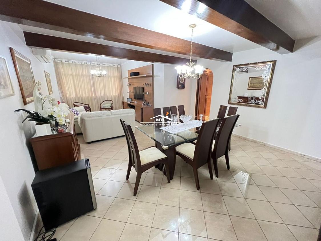 Apartamento à venda com 3 quartos, 145m² - Foto 8