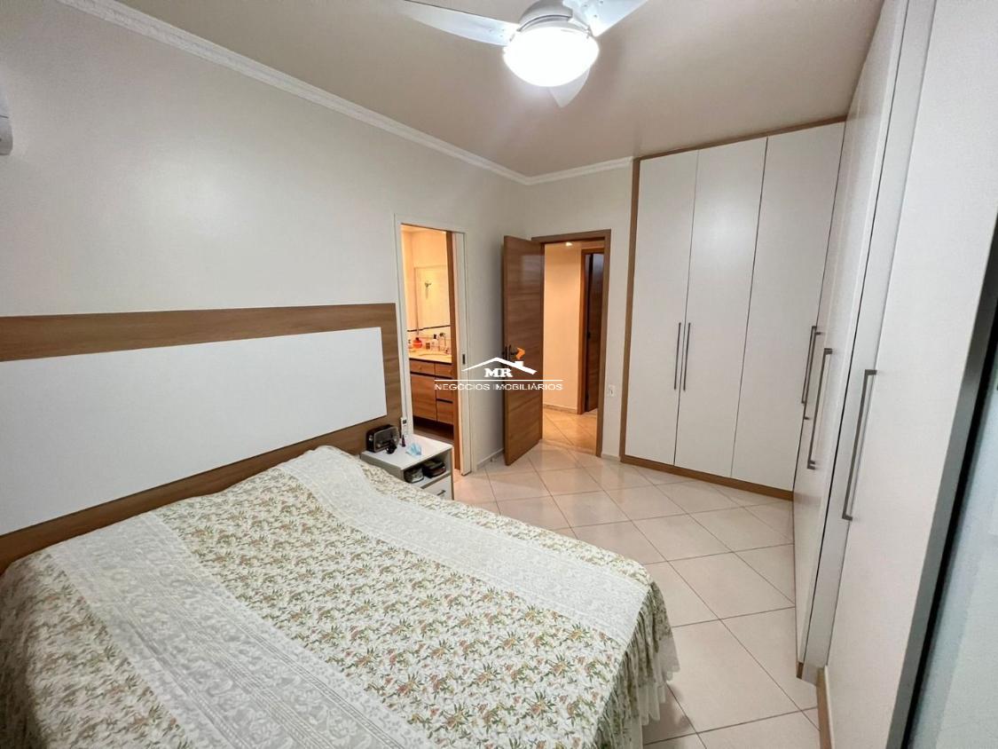 Apartamento à venda com 3 quartos, 145m² - Foto 20