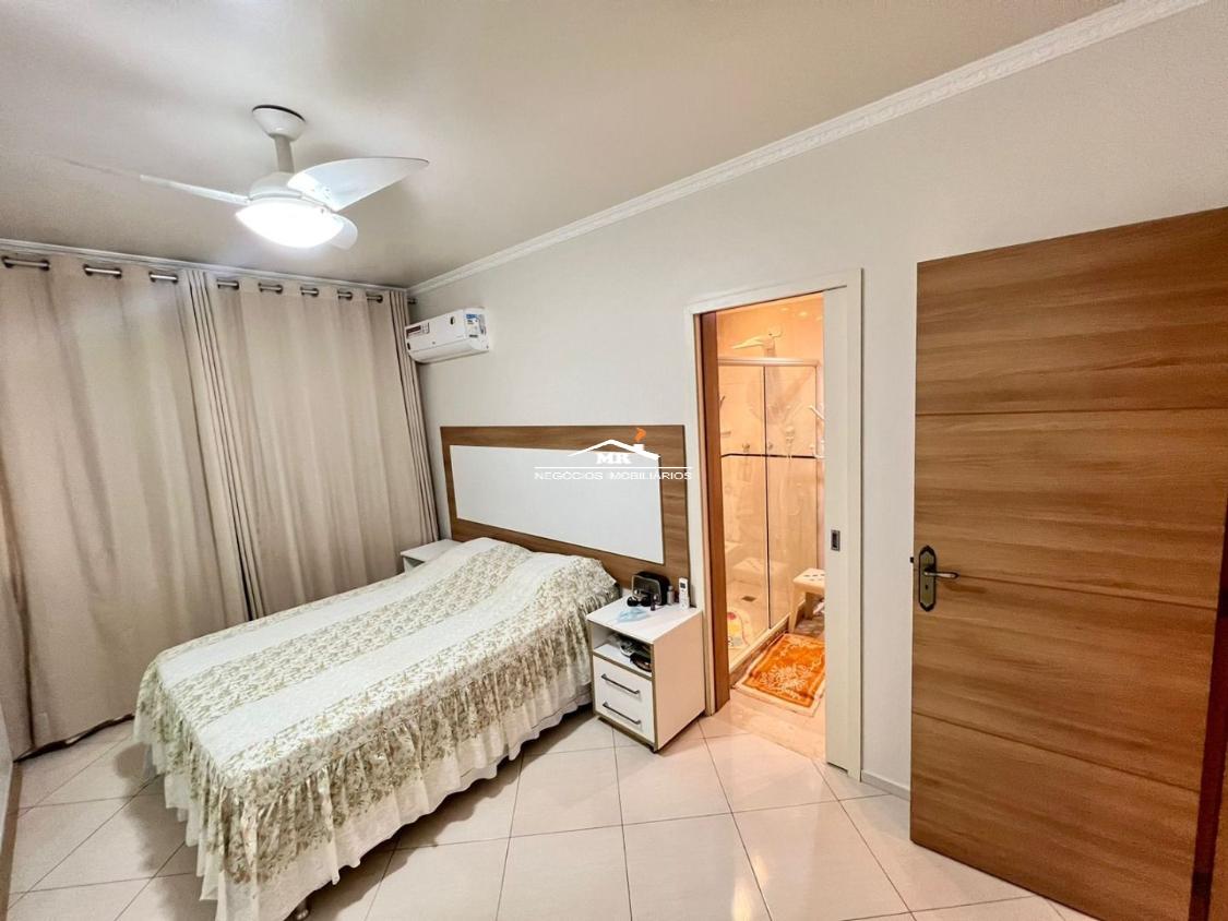 Apartamento à venda com 3 quartos, 145m² - Foto 17