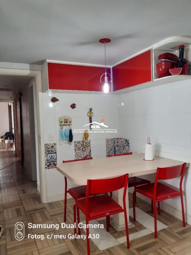 Cobertura à venda com 3 quartos, 240m² - Foto 15