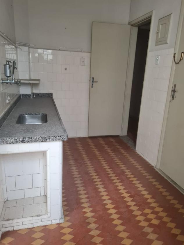 Apartamento à venda com 2 quartos, 80m² - Foto 13