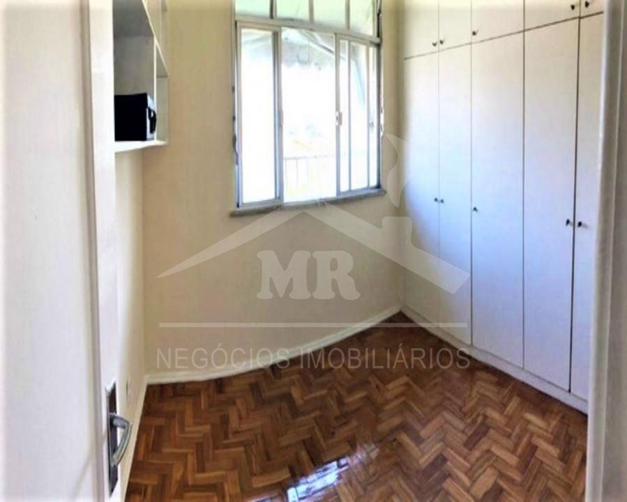 Apartamento à venda com 2 quartos, 65m² - Foto 4