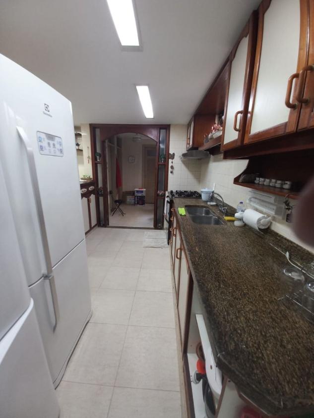 Apartamento à venda com 4 quartos, 254m² - Foto 4