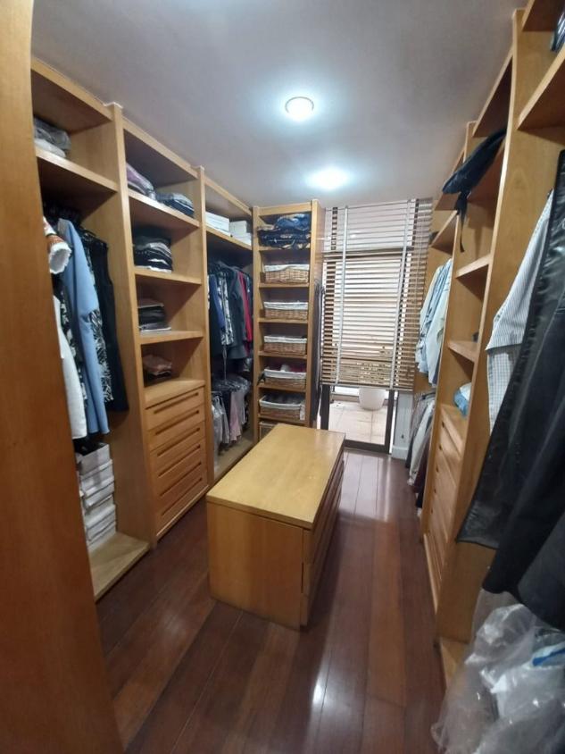 Apartamento à venda com 4 quartos, 254m² - Foto 15