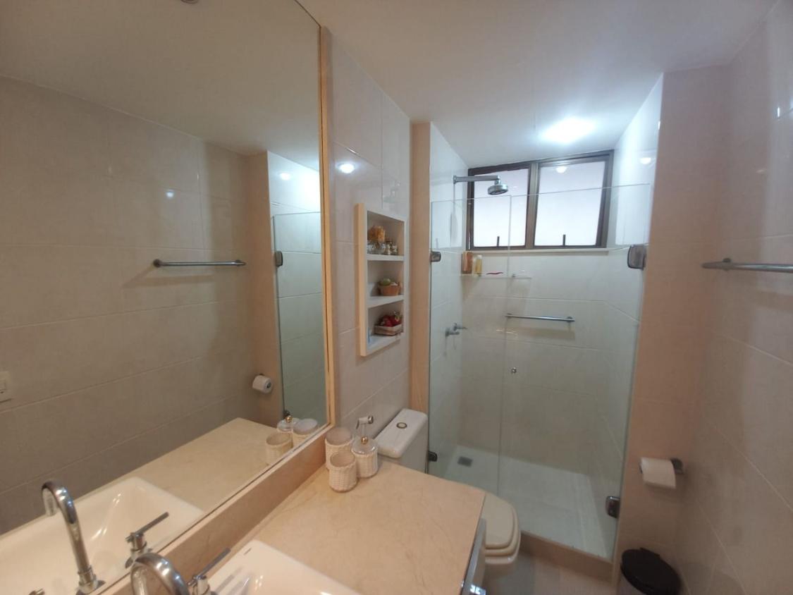 Apartamento à venda com 4 quartos, 254m² - Foto 8