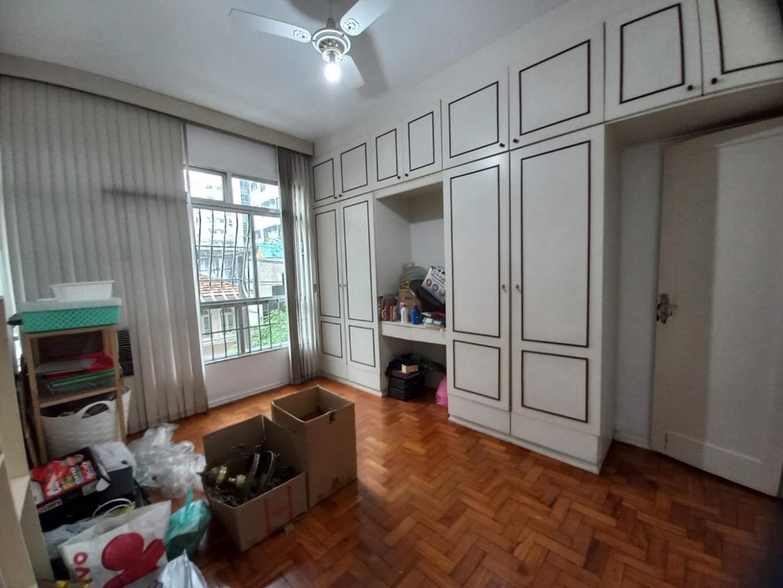 Apartamento à venda com 3 quartos, 136m² - Foto 19