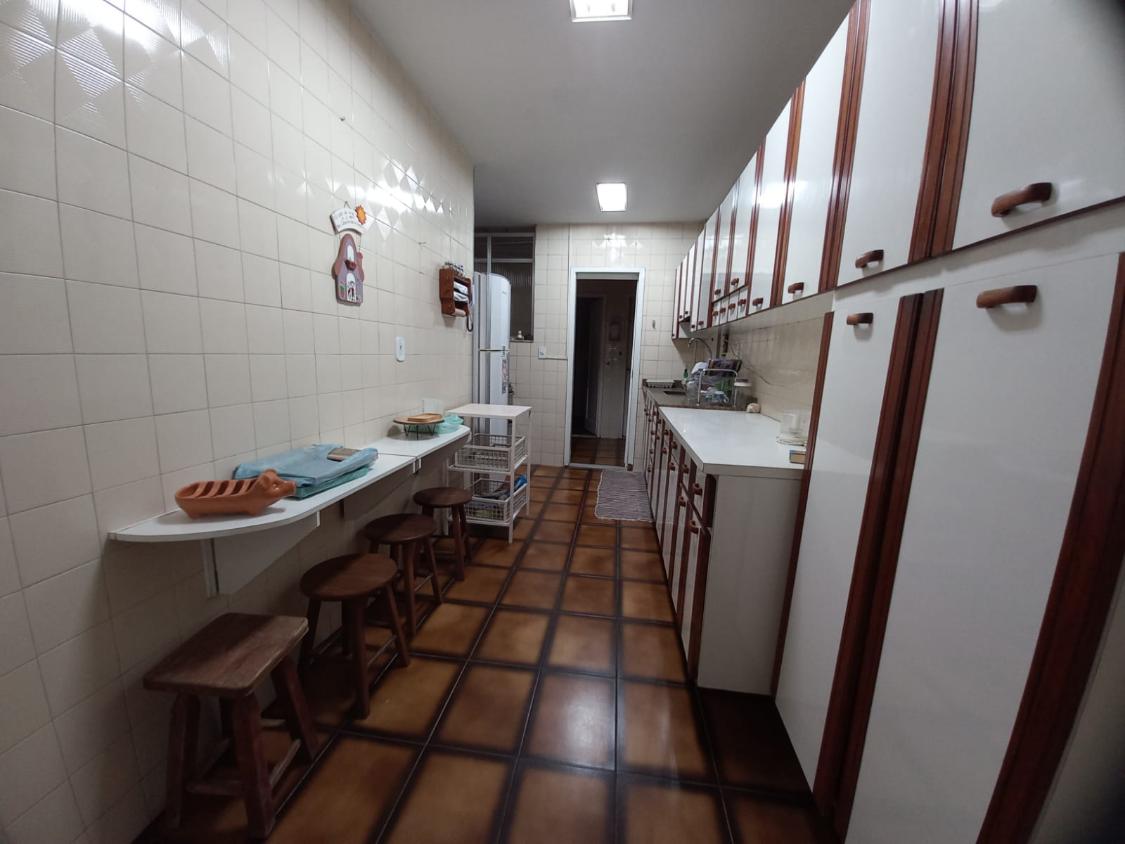 Apartamento à venda com 3 quartos, 136m² - Foto 20