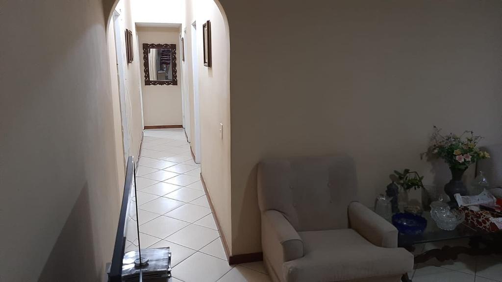 Apartamento à venda com 3 quartos, 130m² - Foto 7