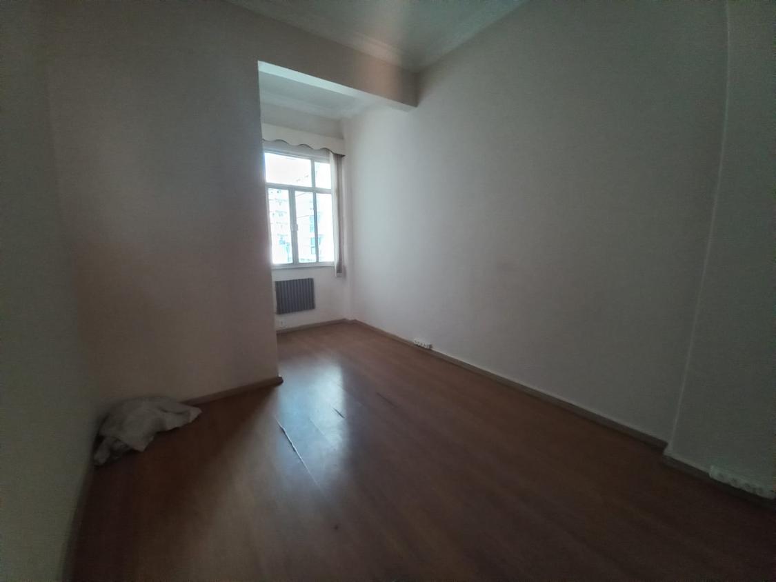 Apartamento à venda com 2 quartos, 65m² - Foto 10