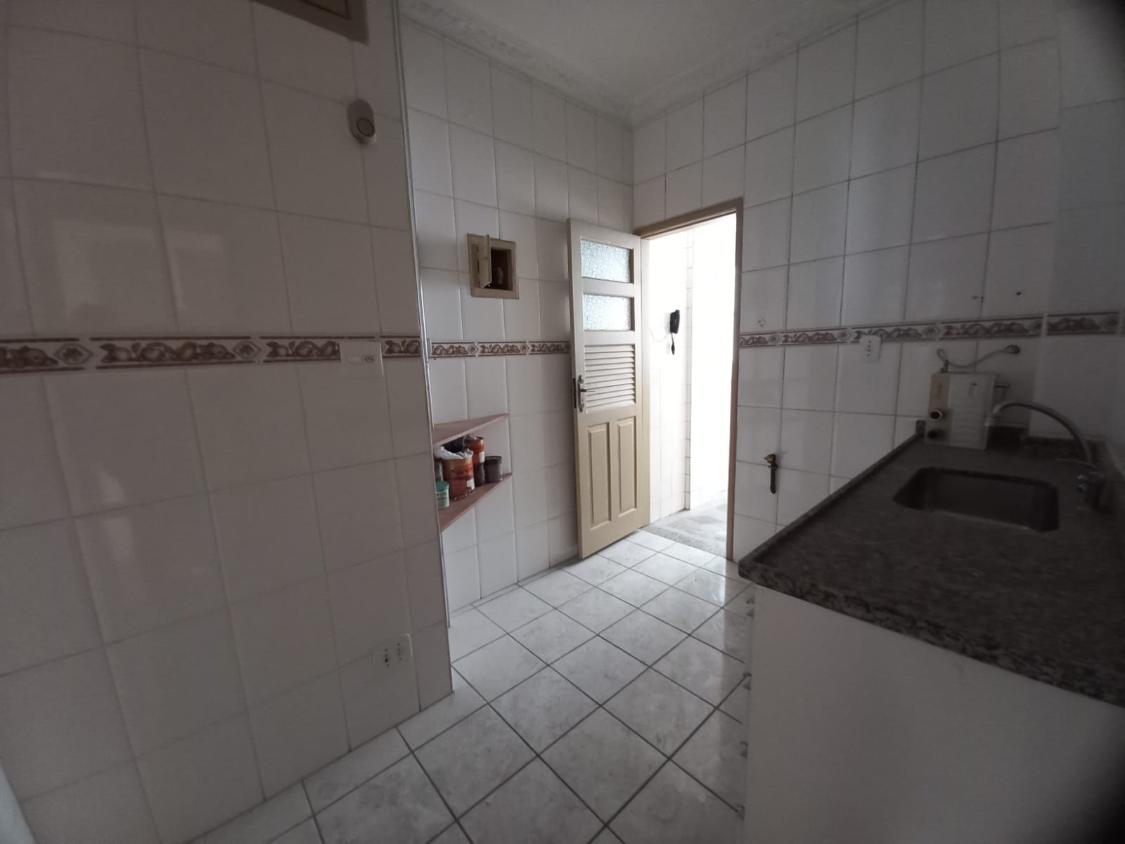 Apartamento à venda com 2 quartos, 65m² - Foto 12