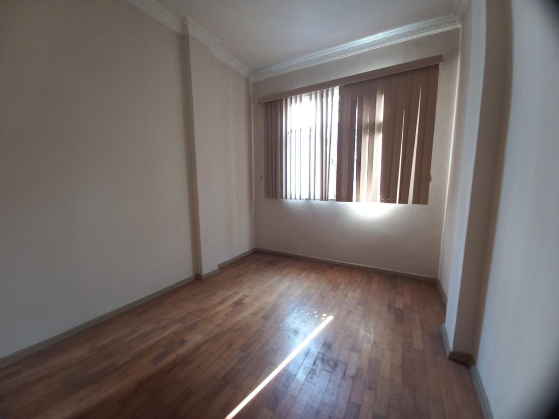 Apartamento à venda com 2 quartos, 65m² - Foto 15