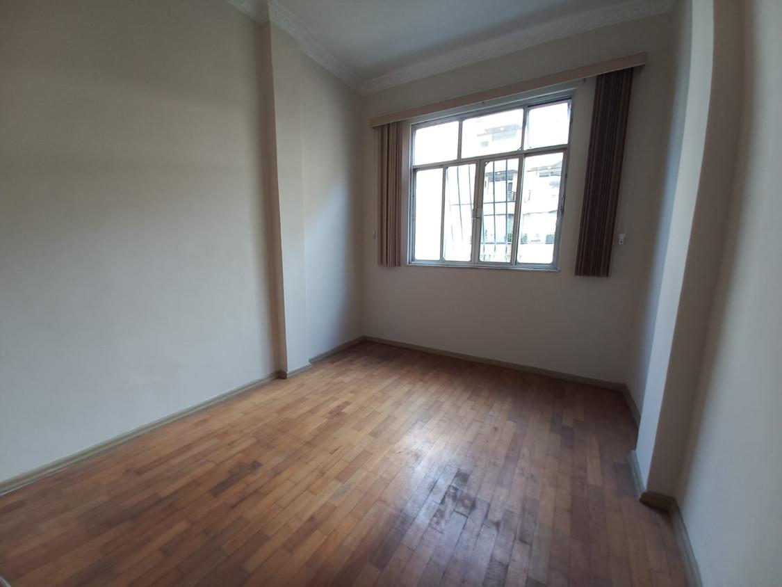 Apartamento à venda com 2 quartos, 65m² - Foto 16