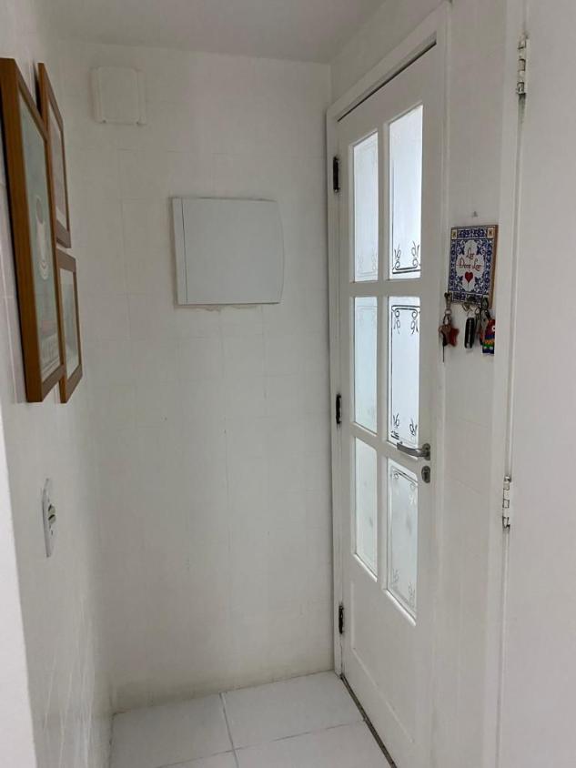 Apartamento à venda com 2 quartos, 80m² - Foto 11