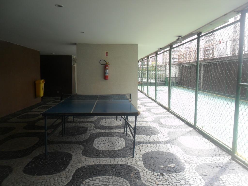 Apartamento à venda com 2 quartos, 80m² - Foto 24