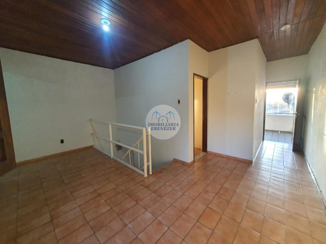 Casa à venda com 3 quartos, 243m² - Foto 5