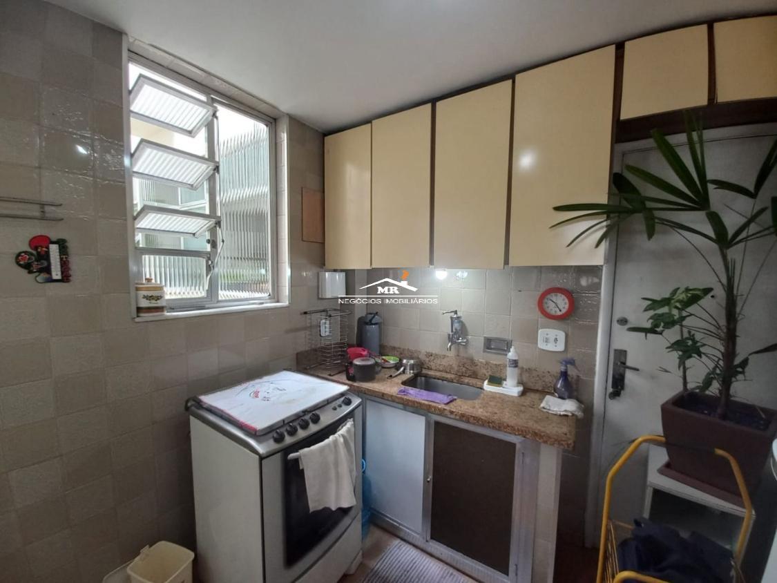 Apartamento à venda com 2 quartos, 82m² - Foto 14