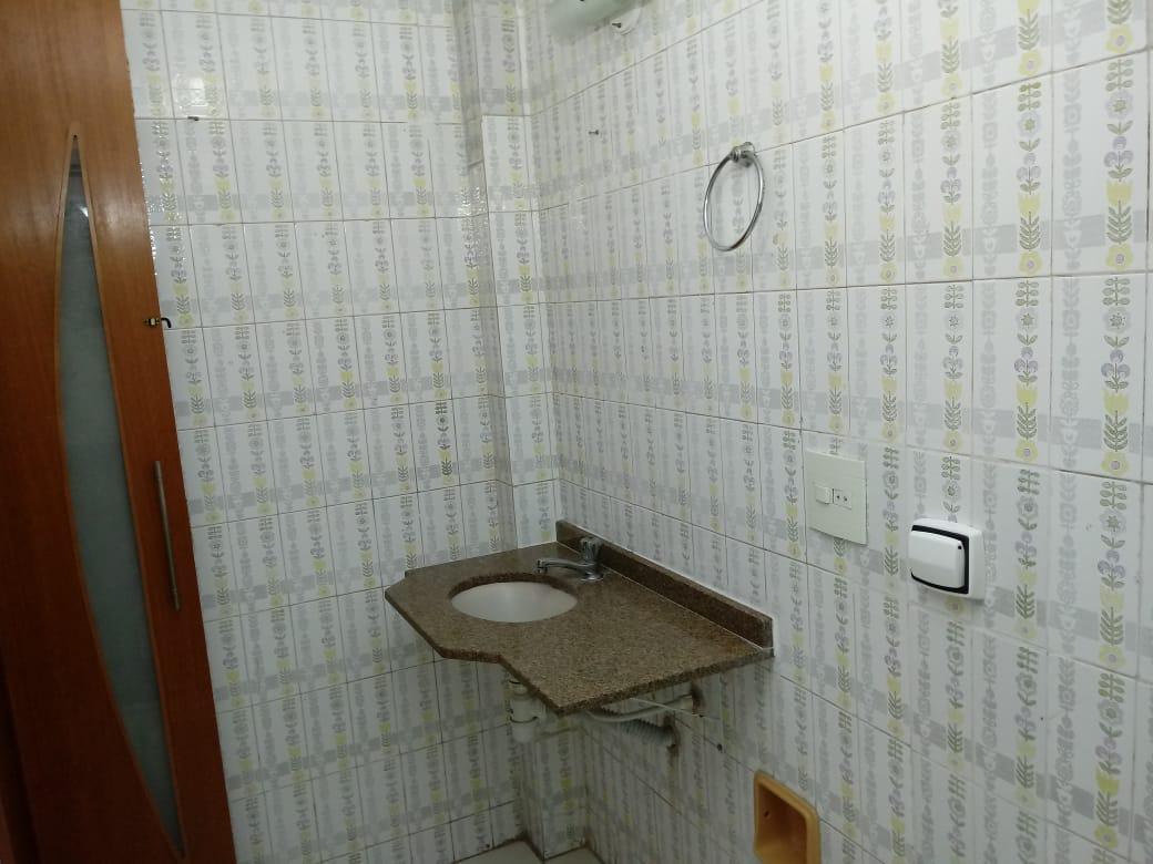 Apartamento para alugar com 1 quarto, 62m² - Foto 14