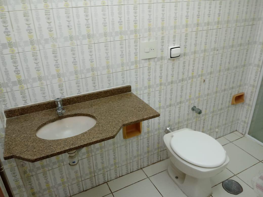 Apartamento para alugar com 1 quarto, 62m² - Foto 12