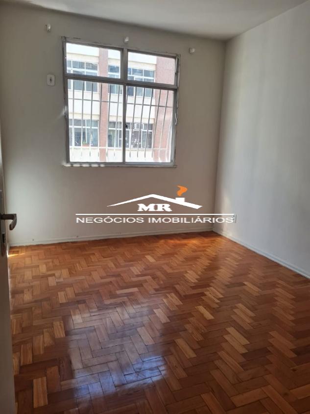 Apartamento à venda com 2 quartos, 93m² - Foto 4