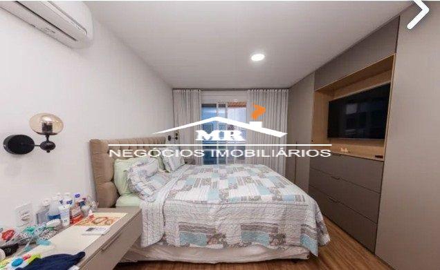 Apartamento à venda com 4 quartos, 182m² - Foto 15