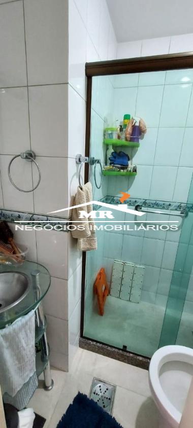 Apartamento à venda com 2 quartos, 75m² - Foto 18