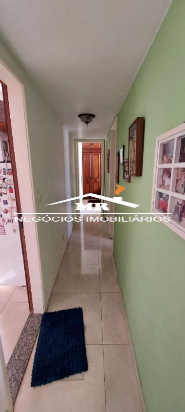 Apartamento à venda com 2 quartos, 75m² - Foto 11