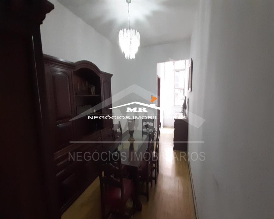 Apartamento à venda com 2 quartos, 80m² - Foto 2