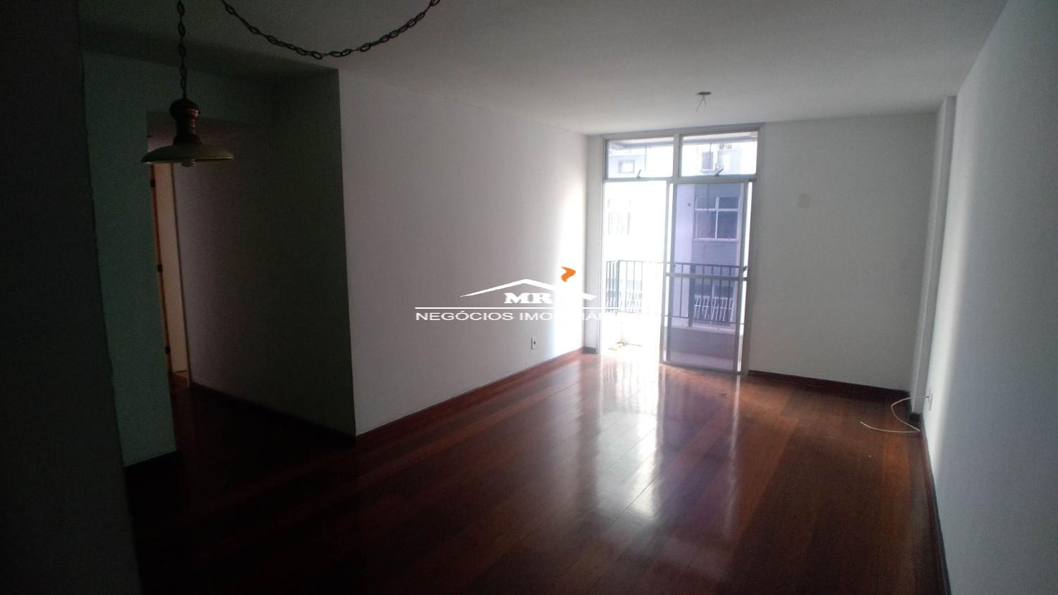 Apartamento à venda com 2 quartos, 90m² - Foto 3