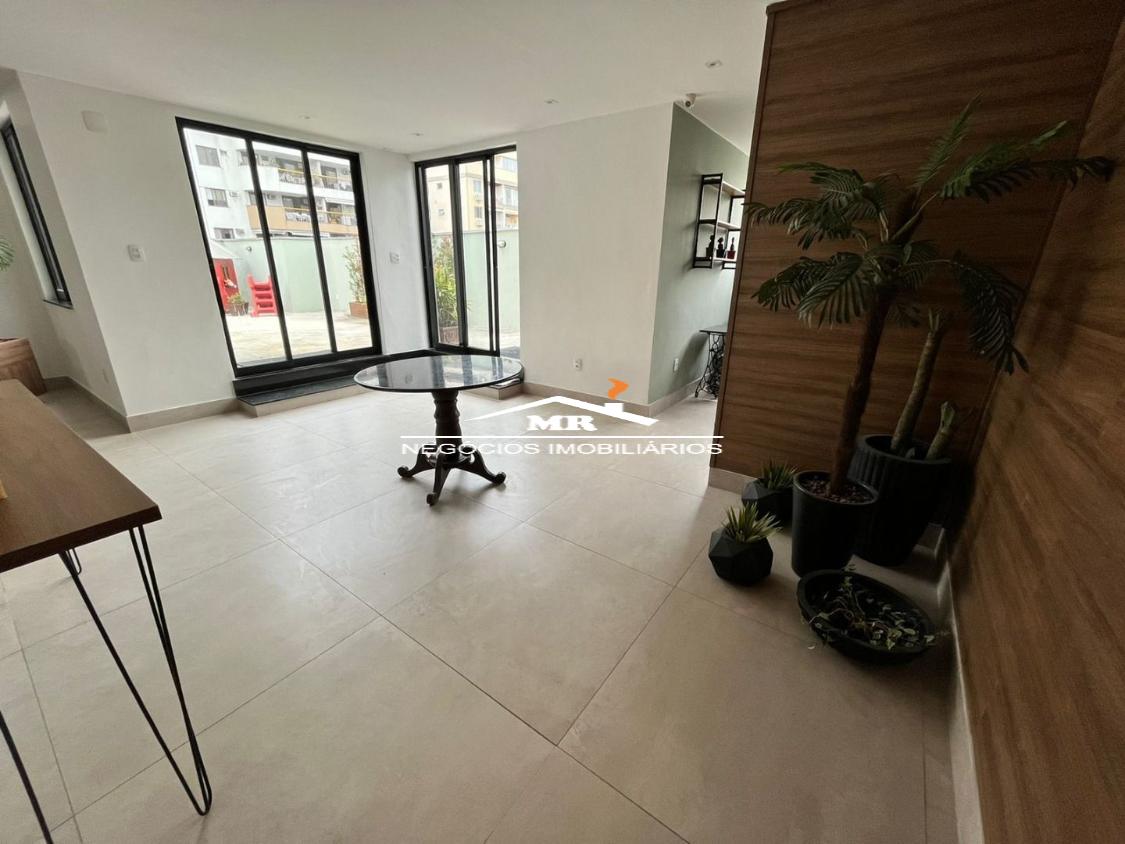 Apartamento à venda com 2 quartos, 100m² - Foto 19