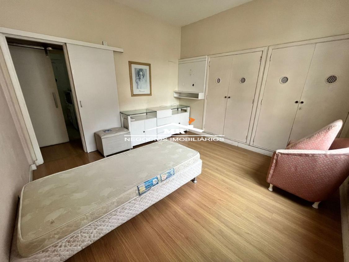 Apartamento à venda com 2 quartos, 100m² - Foto 6