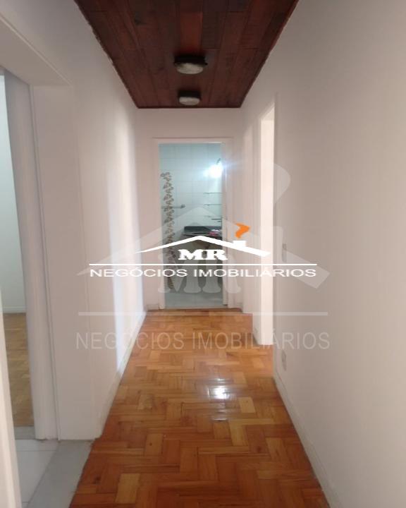 Apartamento à venda com 2 quartos, 70m² - Foto 32