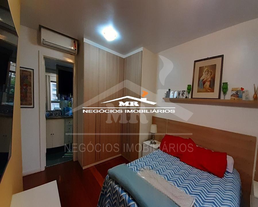 Apartamento à venda com 4 quartos, 180m² - Foto 9