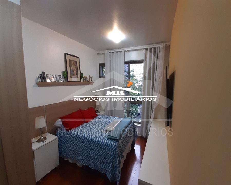 Apartamento à venda com 4 quartos, 180m² - Foto 8